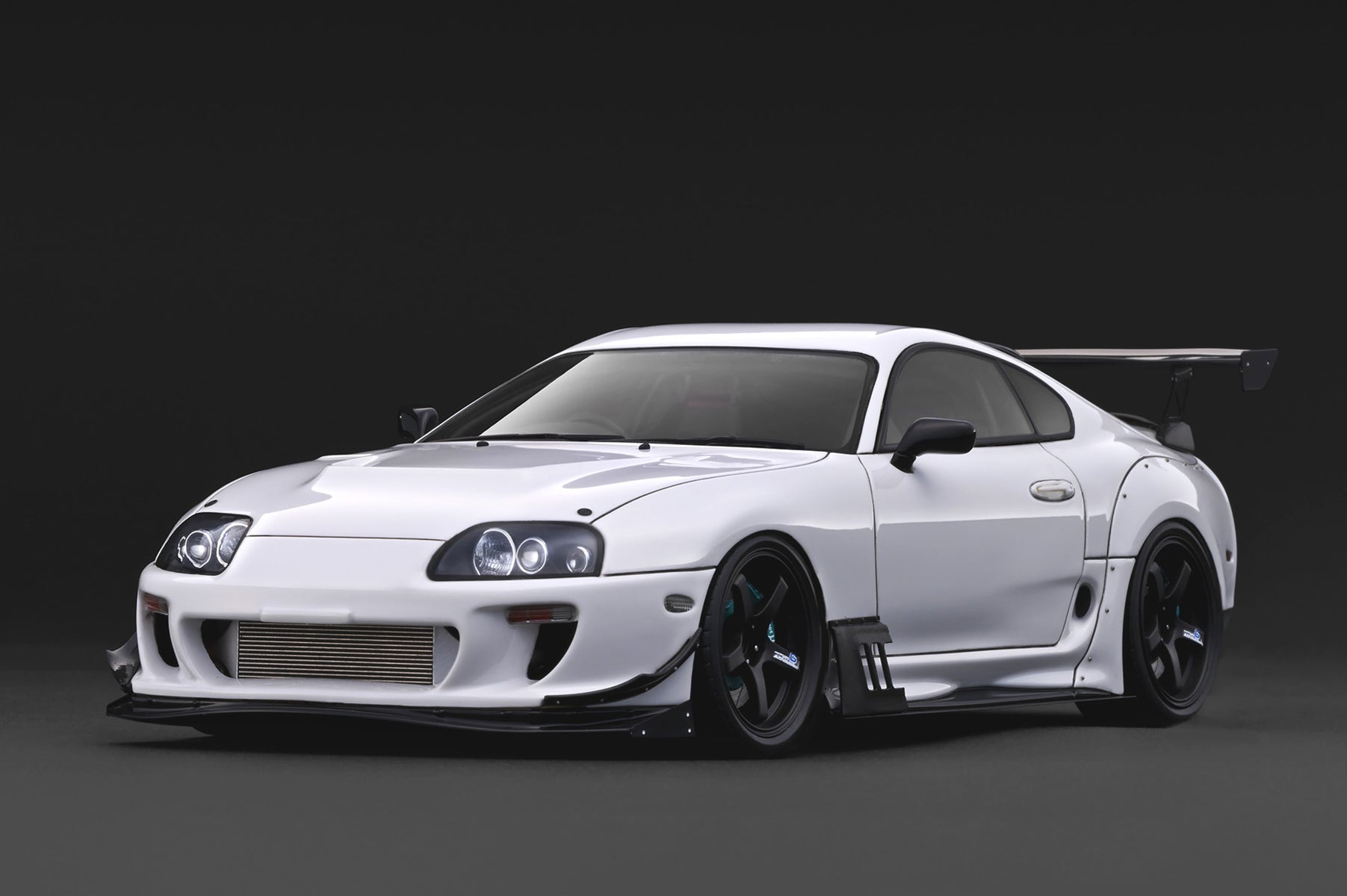 Ignition Model 1:18 Toyota Supra RZ (JZA80) White IG3886 – Horizon