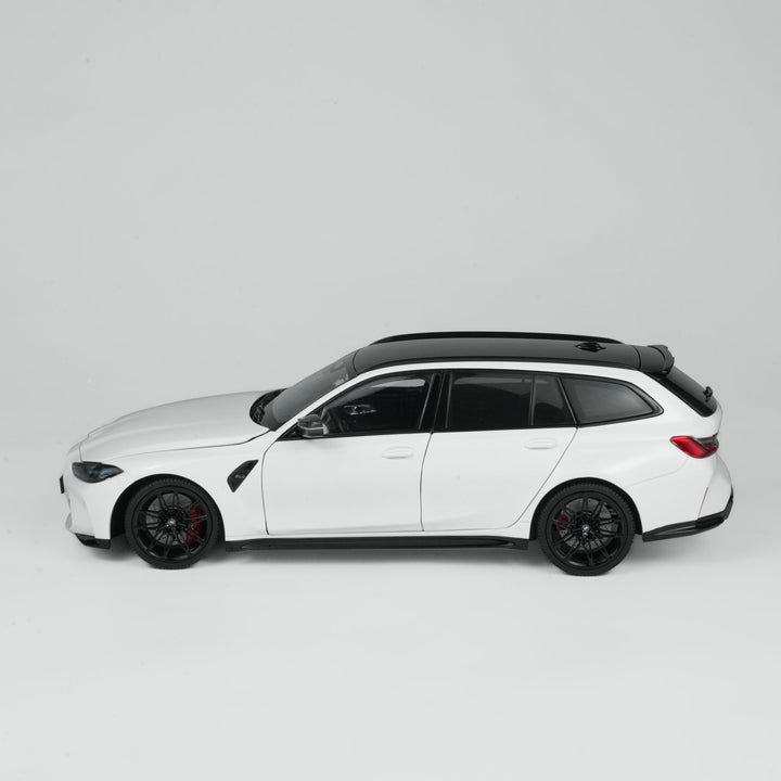 [Preorder] MINICHAMPS 1:18 BMW M3 TOURING - 2024 - ALPINE WHITE CLDC 113024018