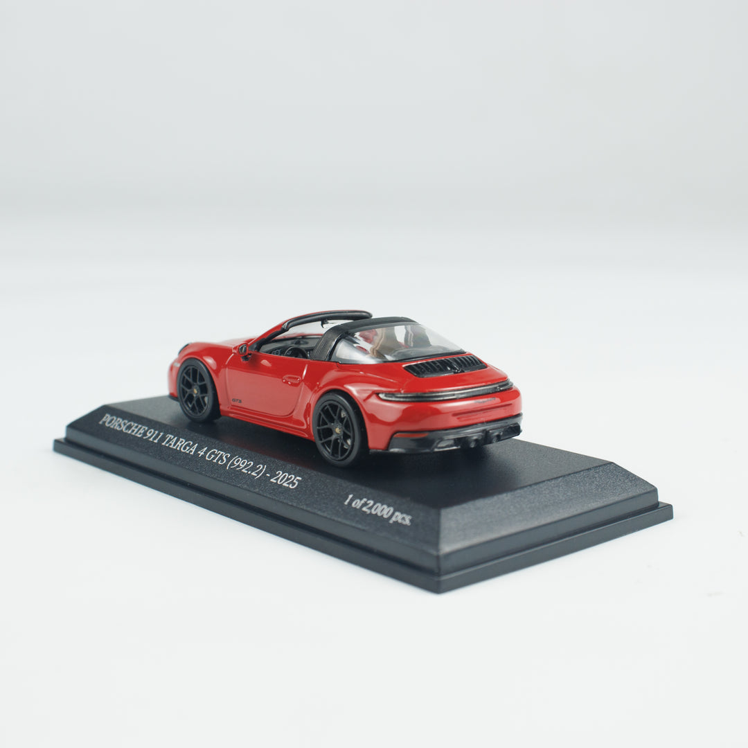 [Preorder] MINICHAMPS 1:64 PORSCHE 911 (992.2) TARGA 4 GTS -2025- RED CLDC 643064143
