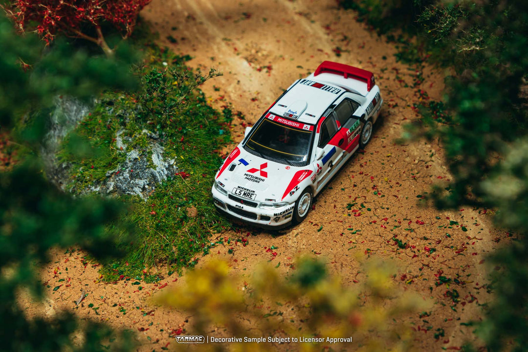 [Preorder] Tarmac Works 1:64 Mitsubishi Lancer Evolution II Hong Kong Beijing Rally T64G-049-94HKBR03