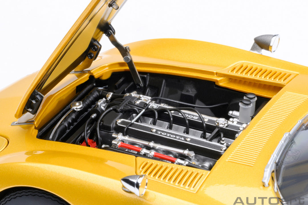 [Preorder] AUTOart 1:18 Toyota 2000GT 1967 Gold 79549