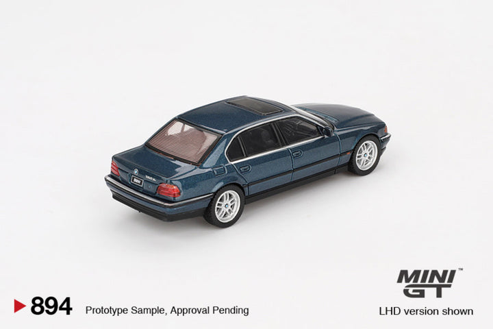 [Preorder] MINIGT 1:64 BMW 750IL Sorrento Blue Metallic MGT00894