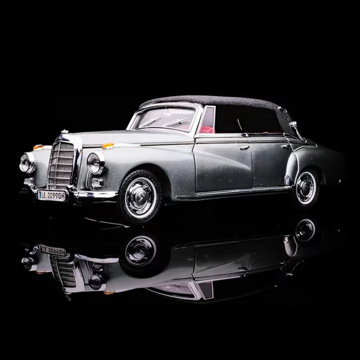 Seeker 1:64 Mercedes Benz 300D Convertible Soft Top (4 Colours)