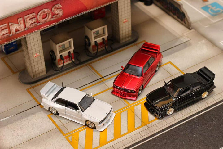 Street Weapon 1:64 BMW E30 M3 LTO Modified (3 Colours)