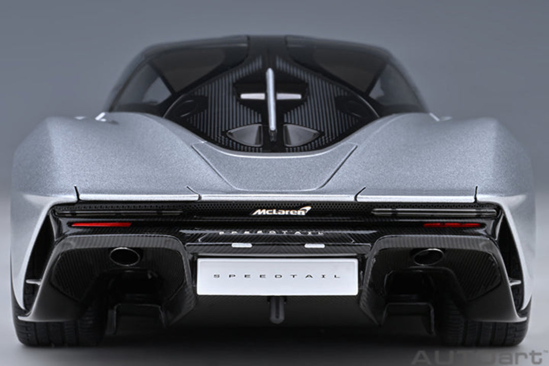 AUTOart 1:18 McLaren Speedtail - Supernova Silver 76090