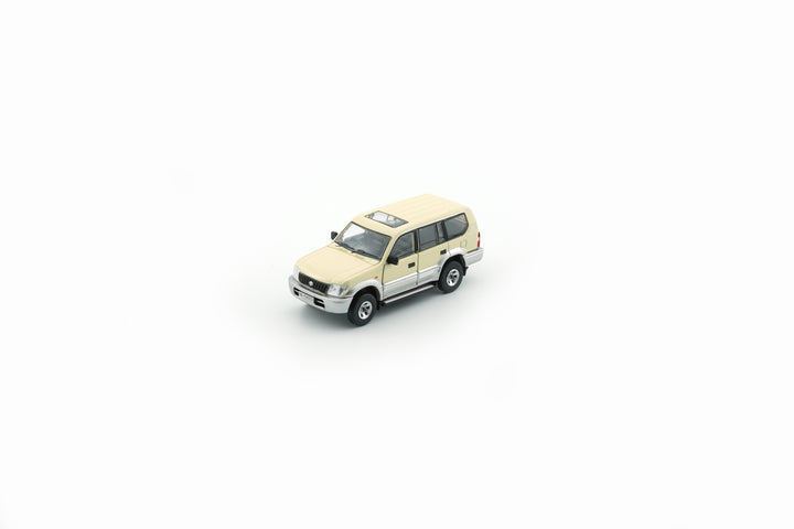 [Preorder] BM Creation 1:64 Toyota Land Cruiser Prado LC95 -Ivoey 007