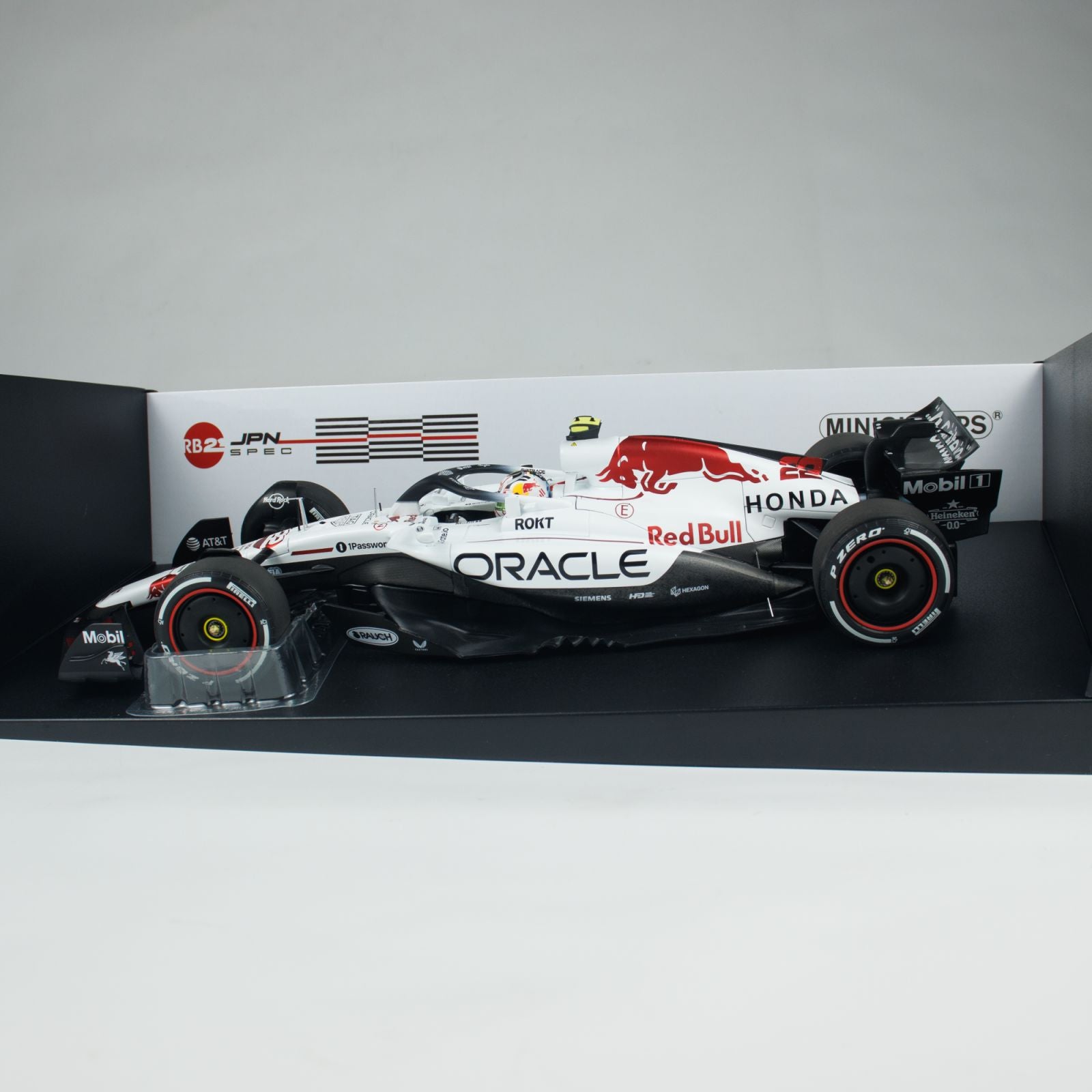 MINICHAMPS 1:18 ORACLE RED BULL RACING RB21 - YUKI TSUNODA 2025