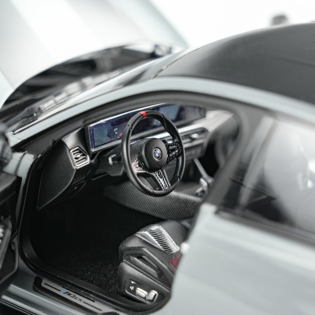 MINICHAMPS 1:18 BMW M3 CS - 2023 - GREY METALLIC 110023501