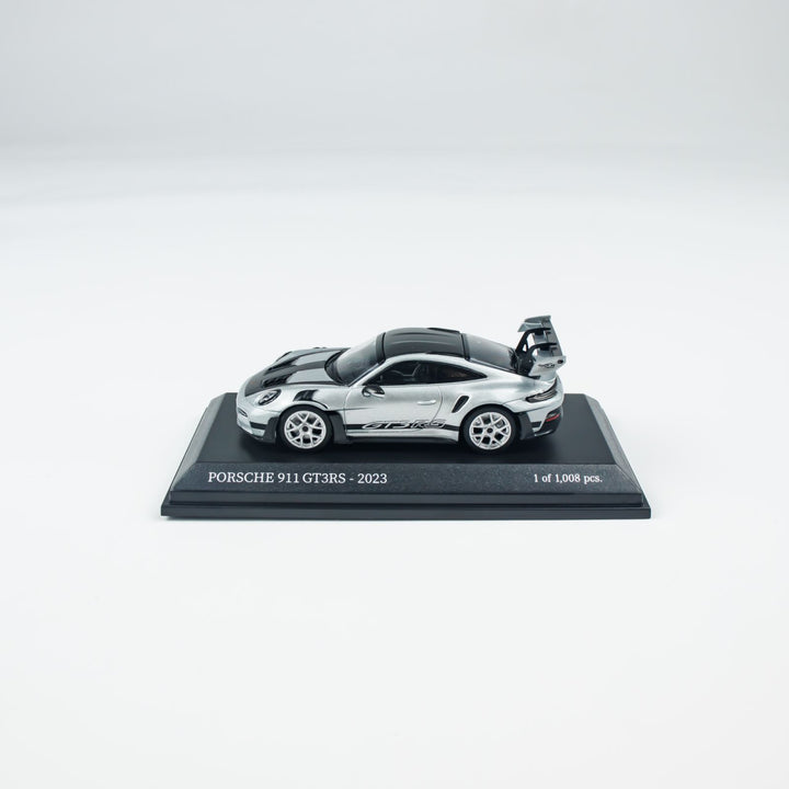 [Preorder] MINICHAMPS 1:64 PORSCHE 911 (992) GT3 RS - 2024 CLDC 643062124