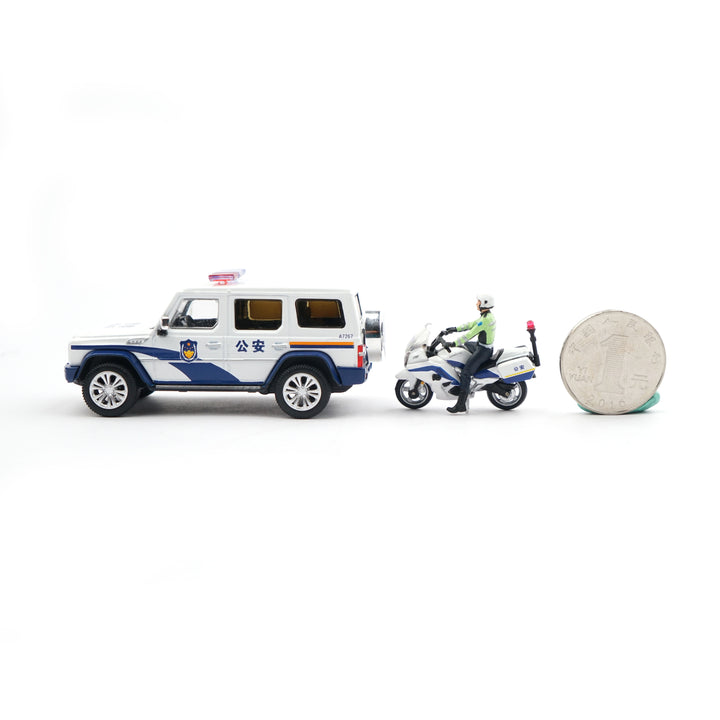 [Preorder] XCARTOYS 1:64 BAIC BJ80 People's Police Motorcycle Escort Set