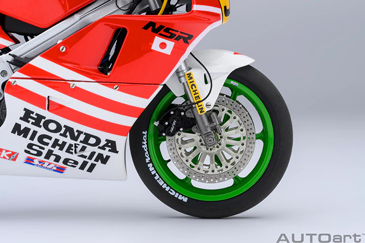 AUTOart 1:12 Honda NSR500 WGP500 #56 "Barbari Densetsu" Version 12566