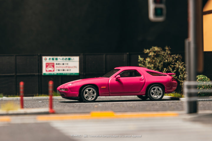 [Preorder] Tarmac Works 1:64 Porsche 928 GTS Rubystone Red T64G-084-RB