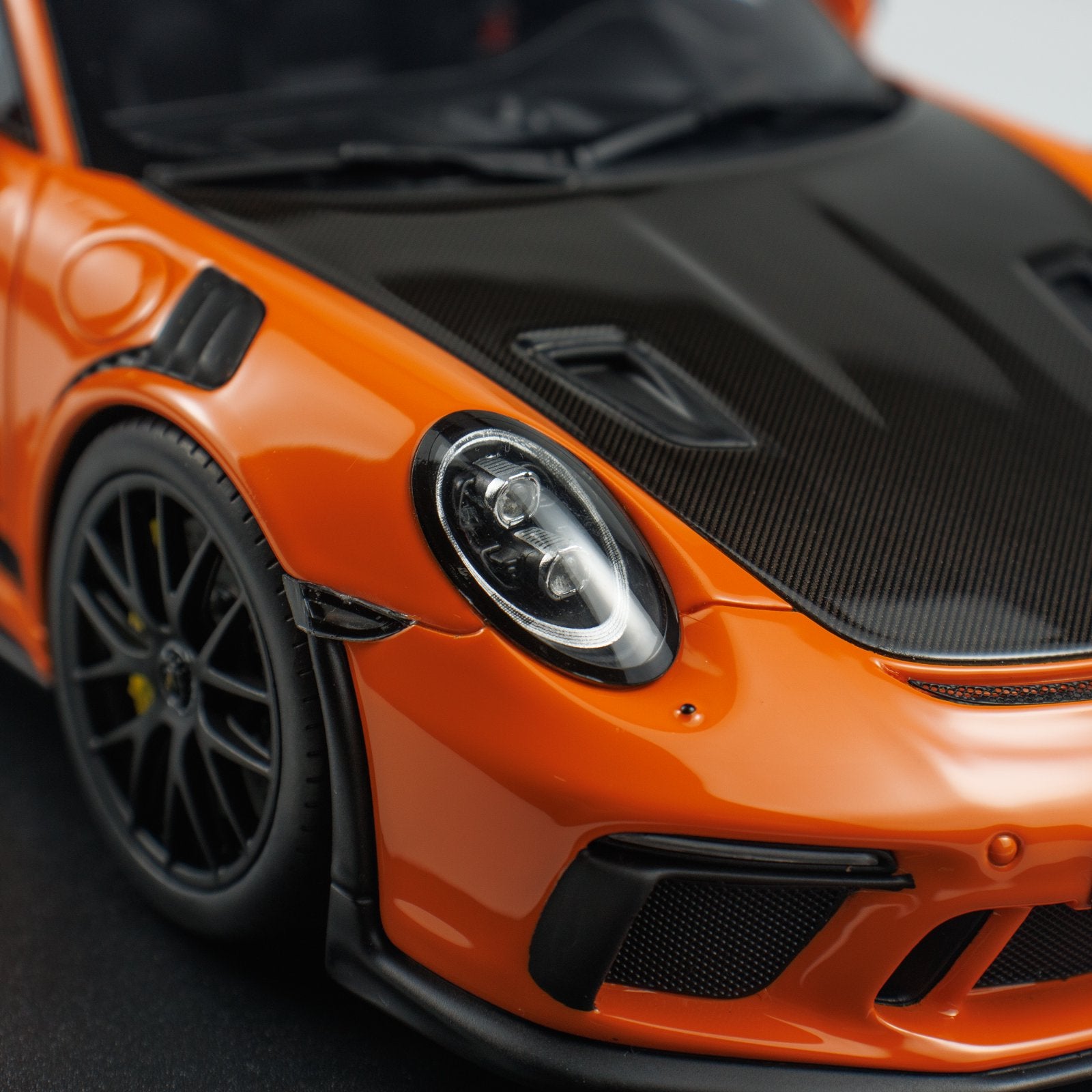 GT Spirit 1:18 PORSCHE 911 (991.2) GT3 RS CLDC044 – Horizon Diecast