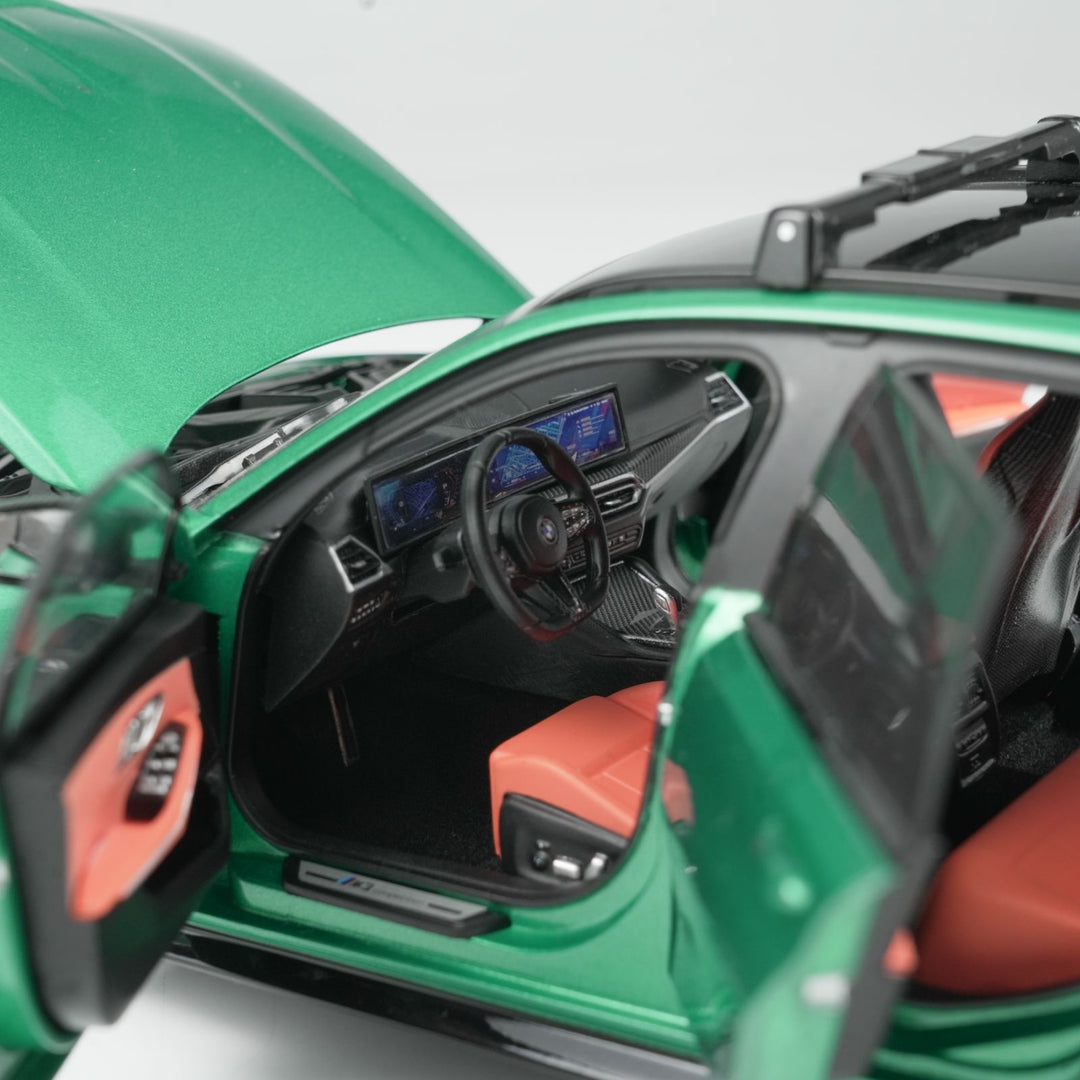 [Preorder] MINICHAMPS 1:18 BMW M3 TOURING - 2024 - OCEAN GREEN 113024023