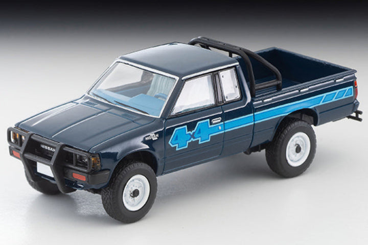 Tomytec TLVN 1:64 Nissan Truck 4X4 King Cab North American version (blue)