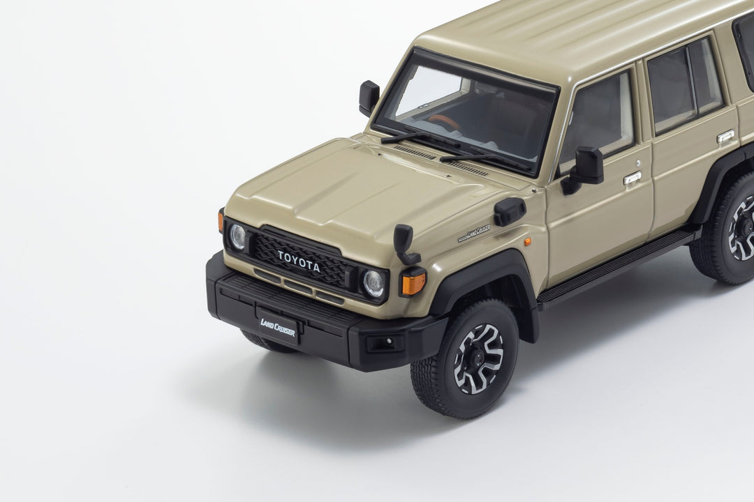 Kyosho 1:43 Toyota Land Cruiser 70 4(3 Colours) 03928BE/03928W/03928BK