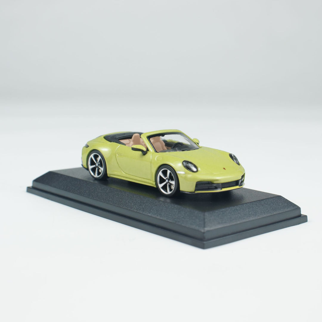 [Preorder] Minichamps 1:64 PORSCHE 911(992.2) CARRERA CABRIOLET YELLOW CLDC 643064034