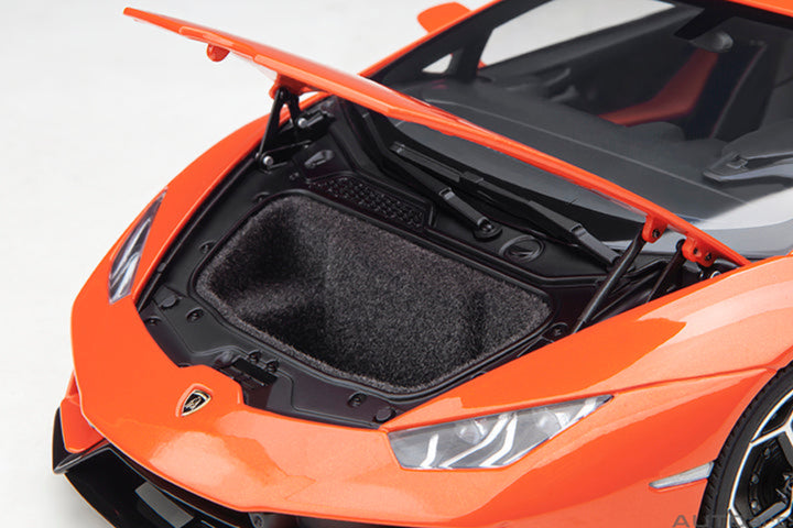 AUTOart 1:18 Lamborghini Huracan EVO - Orange 79214