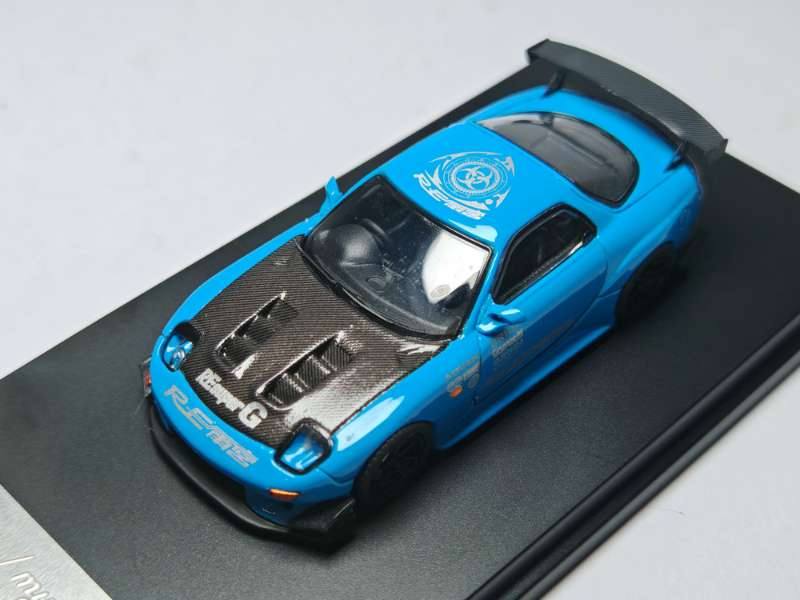 Model Collect 1:64 Mazda RX-7 (FD3S) Blue RE Amemiya Livery MC640012G