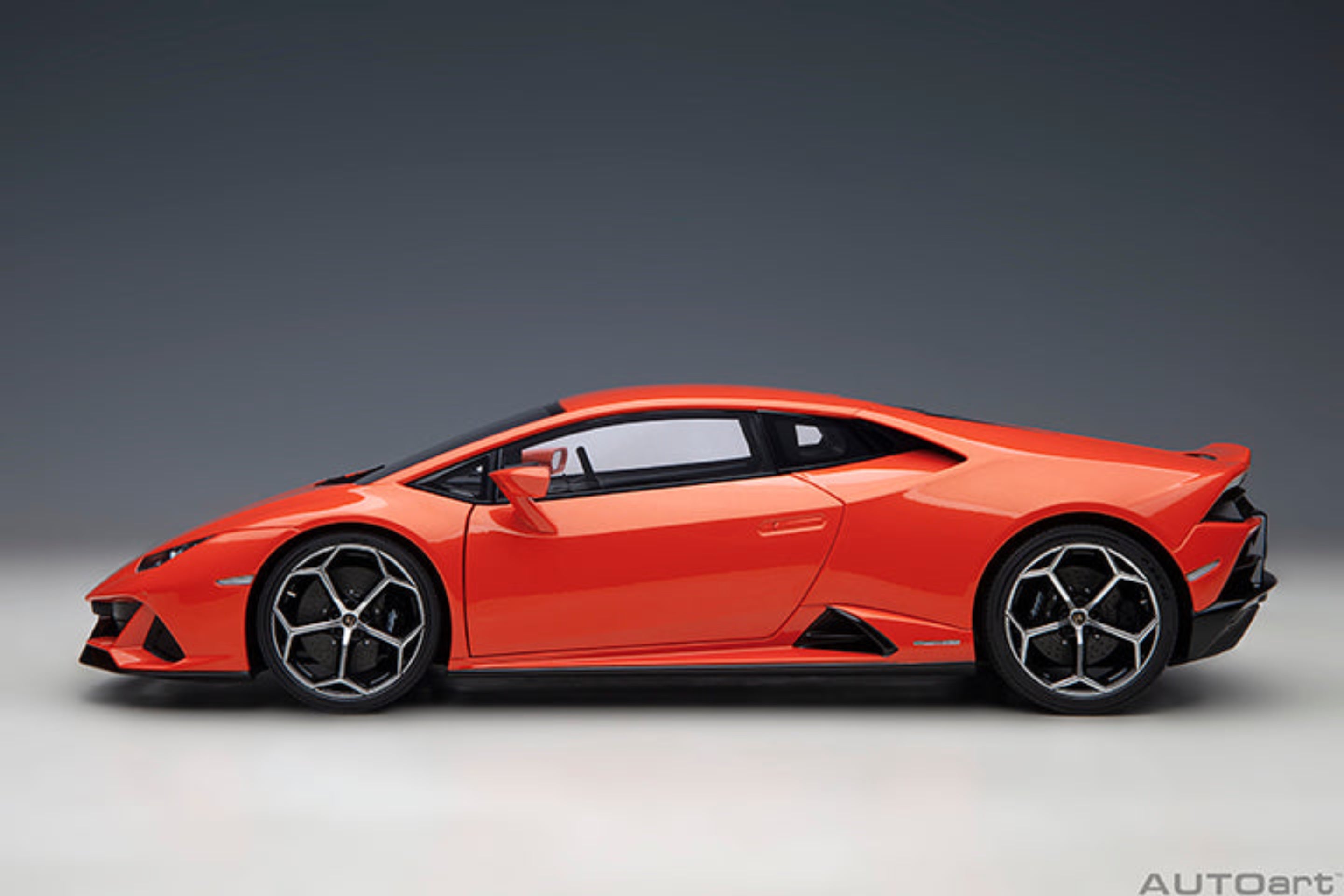 AUTOart 1:18 Lamborghini Huracan EVO - Orange 79214 – Horizon Diecast