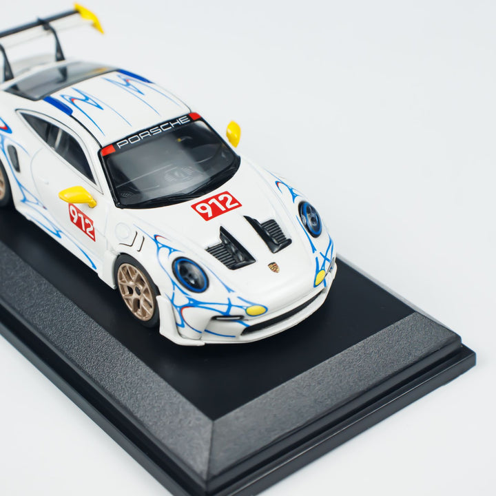 [Preorder] MINICHAMPS 1:64 PORSCHE 911 (992) GT3 RS - 2024 CLDC 643062121