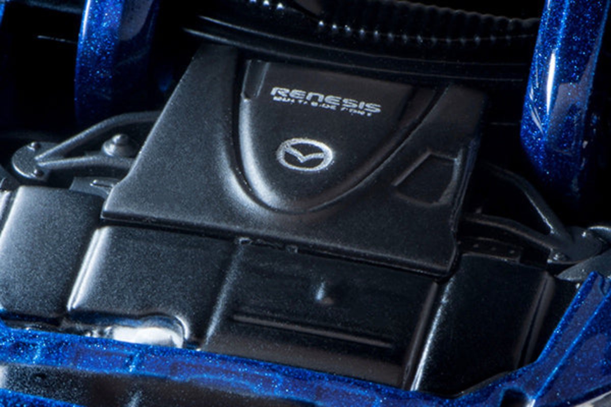 Tomytec TLVN 1:64 Mazda RX-8 Type RS (Navy) 2008 – Horizon Diecast