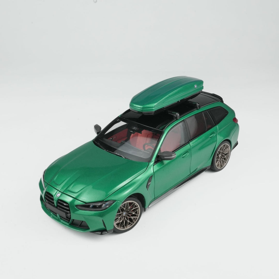 [Preorder] MINICHAMPS 1:18 BMW M3 TOURING - 2024 - OCEAN GREEN 113024023