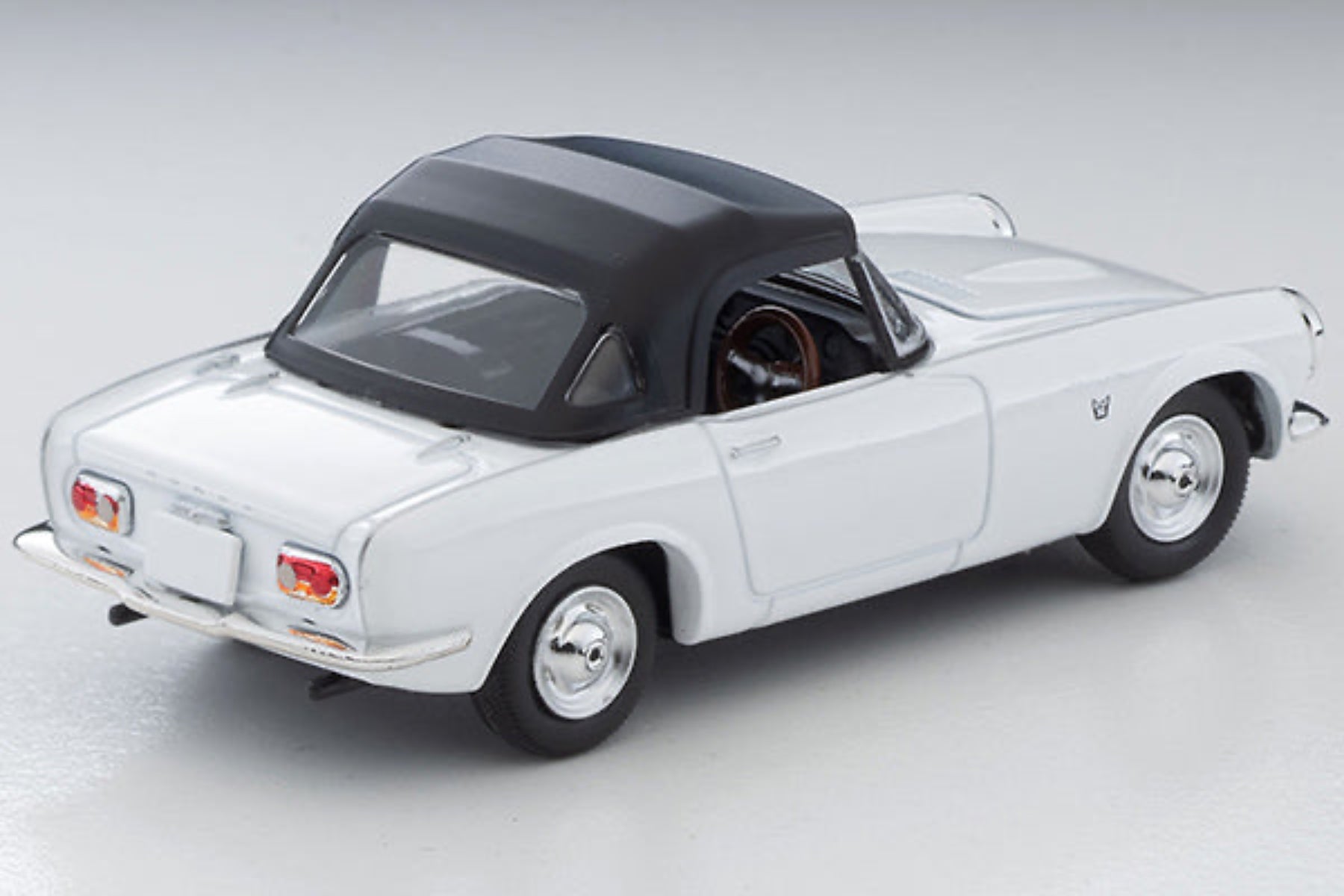 TLV Tomica Limited Vintage 1:64 Honda S800 Closed Top (White) LV