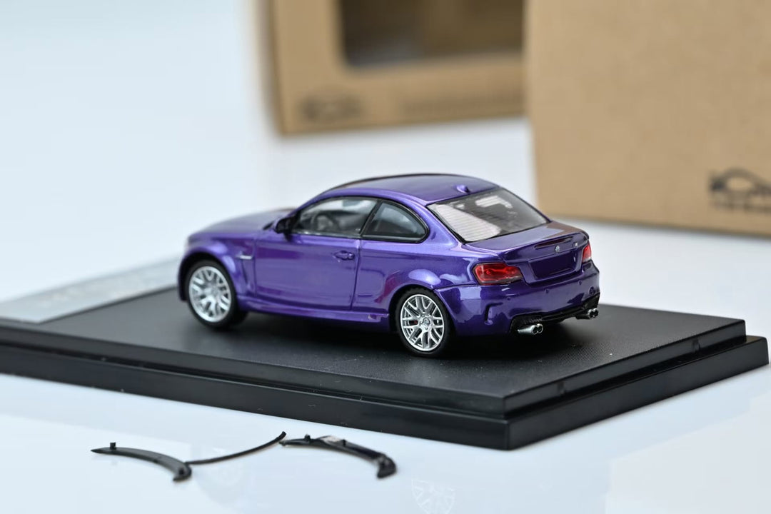 7CM Model 1:64 BMW 1M Coupe (E82) (2 Colours)