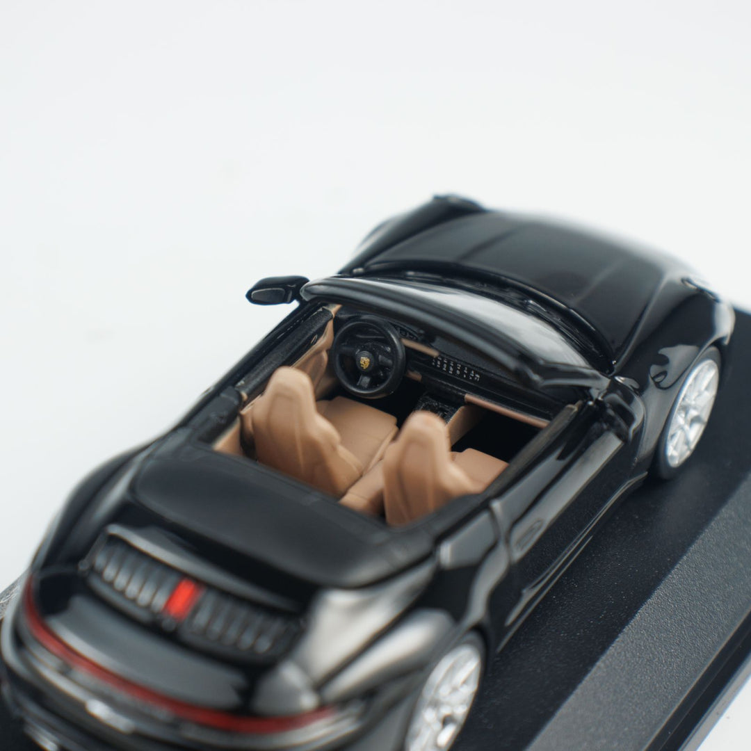 [Preorder] Minichamps 1:64 PORSCHE 911(992.2) CARRERA CABRIOLET  CLDC 643064035