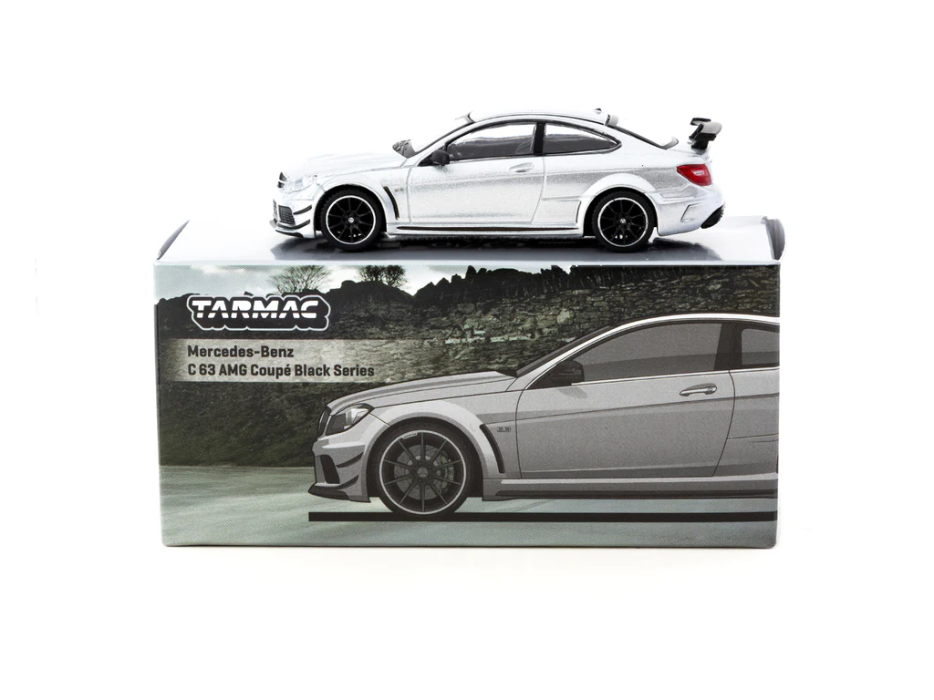 Tarmac Works 1:64 Mercedes-Benz C 63 AMG Coupé Black Series Silver Metallic T64G-009-SL
