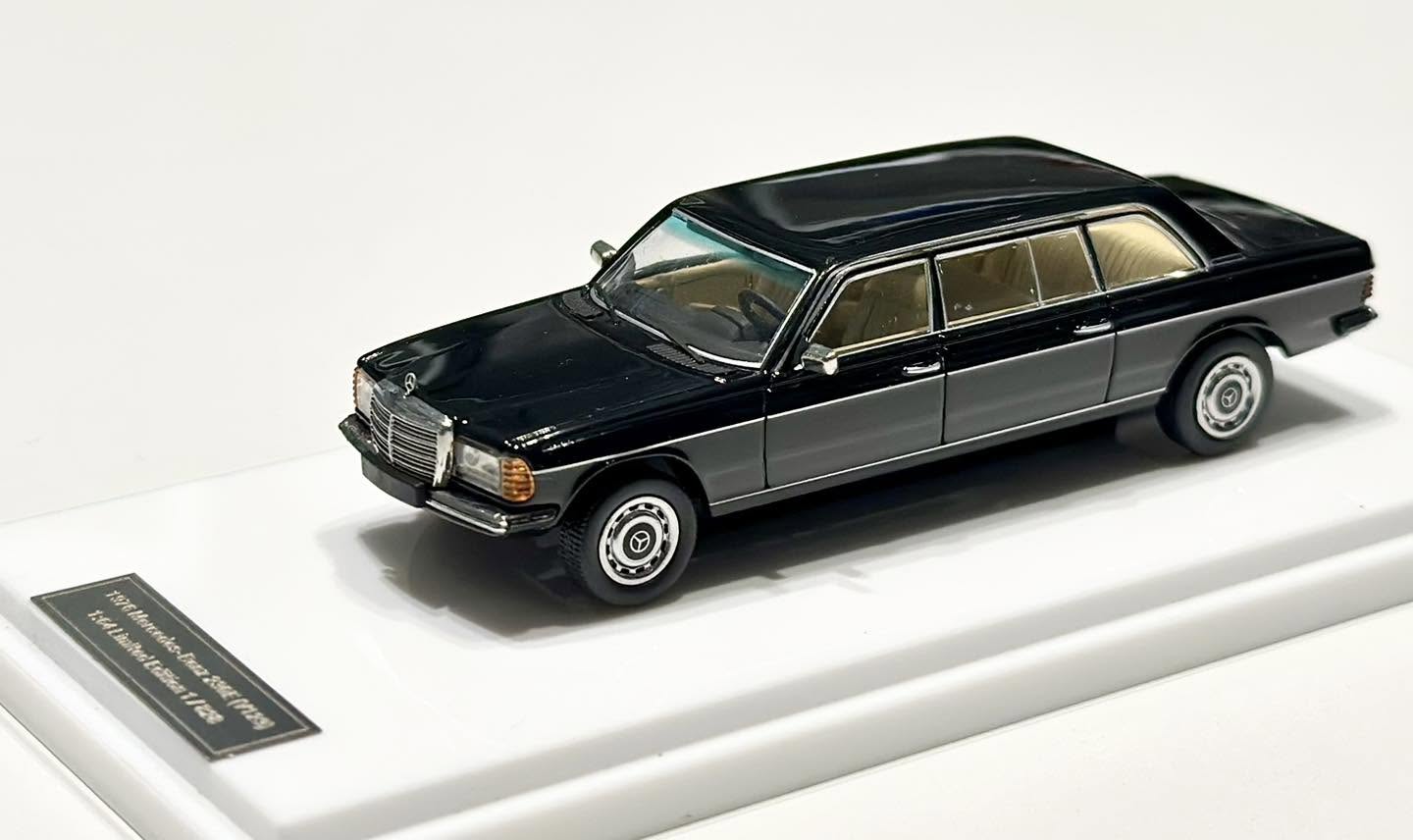 JIYI X GOC 1:64 MERCEDES BENZ 230E Lengthened LIMO (W123) Black