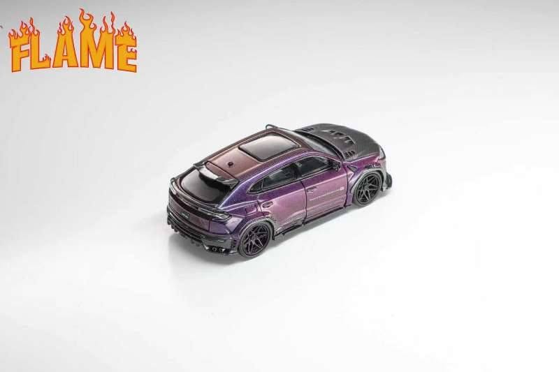 Flame 1:64 Lamborghini Urus (4 Colors)