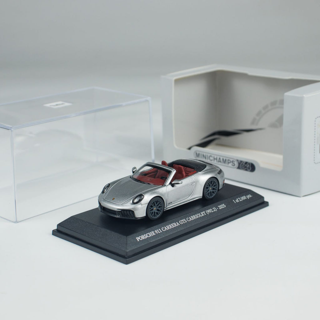 Minichamps 1:64 PORSCHE 911 (992.2) CARRERA GTS CABRIOLET CLDC