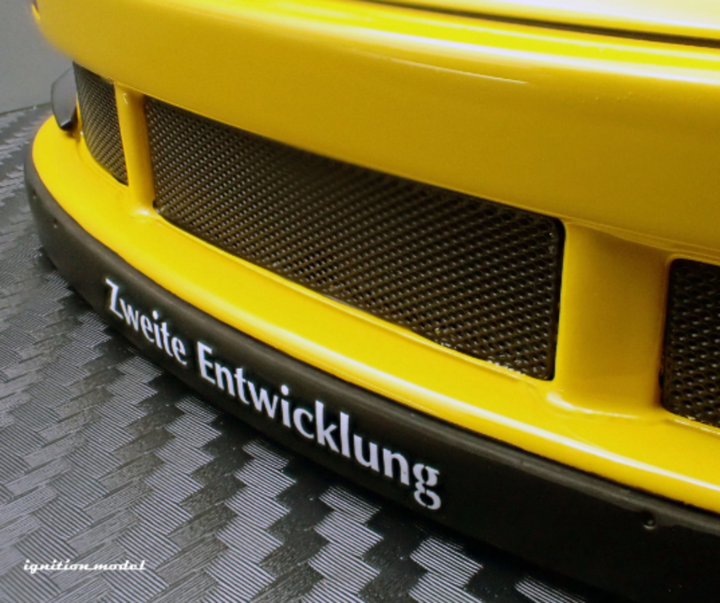 [Preorder] Ignition Model 1:18 Porsche RWB 930 Yellow IG3621