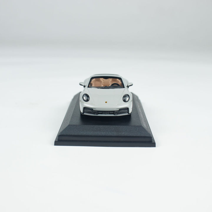 [Preorder] Minichamps 1:64 PORSCHE 911(992.2) CARRERA CABRIOLET CHALK CLDC 643064037