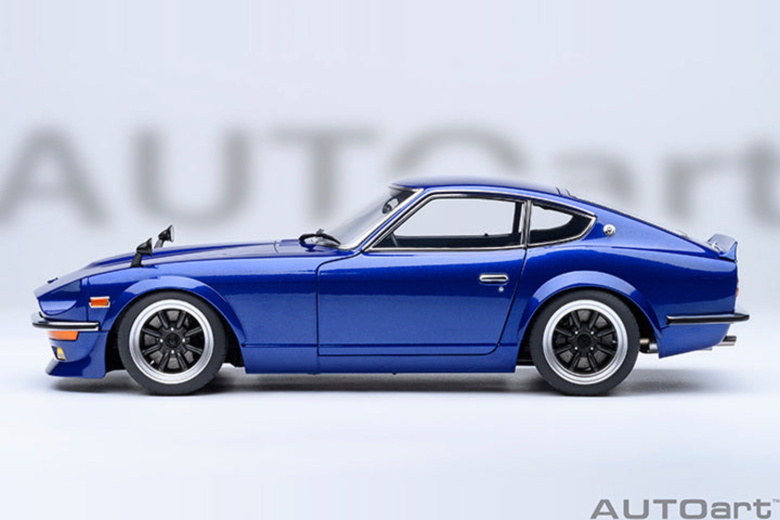 AUTOart 1:18 Nissan Fairlady Z WANGAN Midnight 