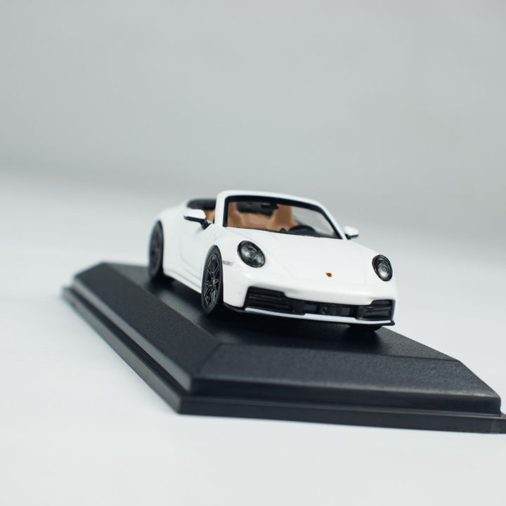 [Preorder] Minichamps 1:64 PORSCHE 911(992.2) CARRERA CABRIOLET CLDC 643064036