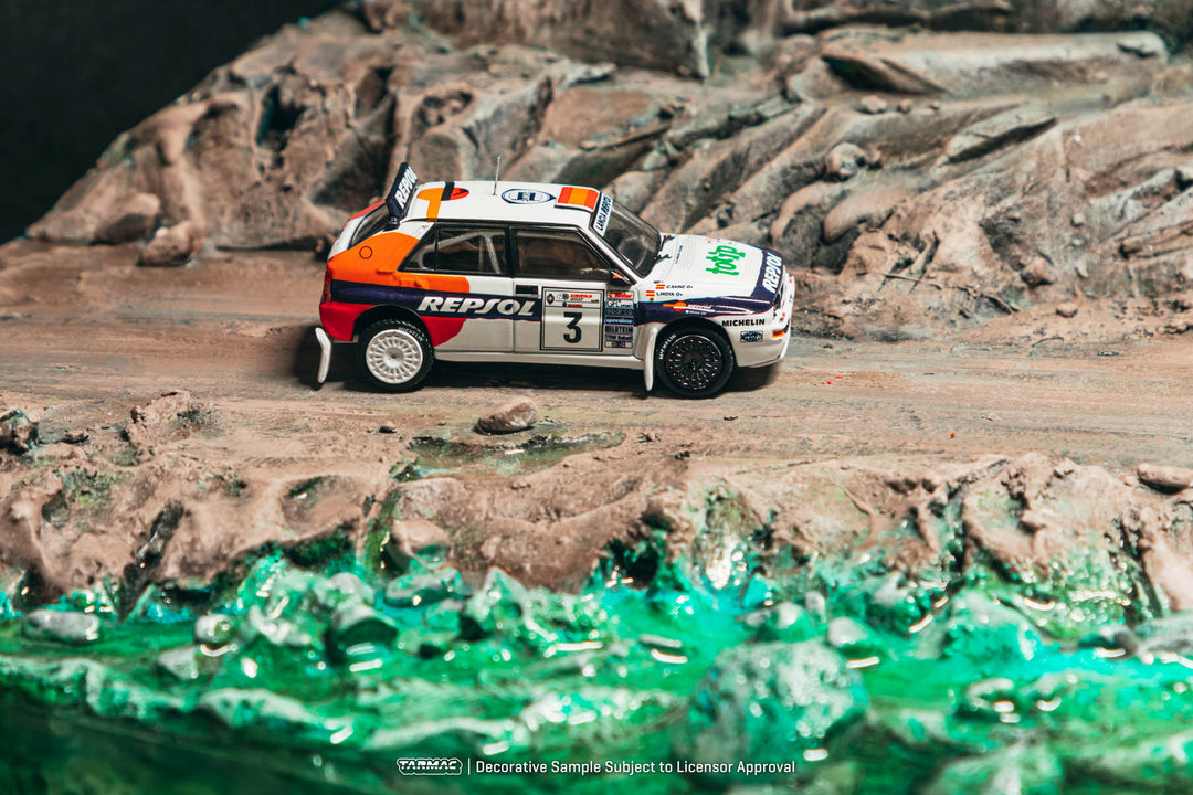 [Preorder] Tarmac Works 1:64 Lancia Delta HF Integrale Acropolis Rally 1993 Carlos Sainz / Luis Moya T64-049-93ACR03