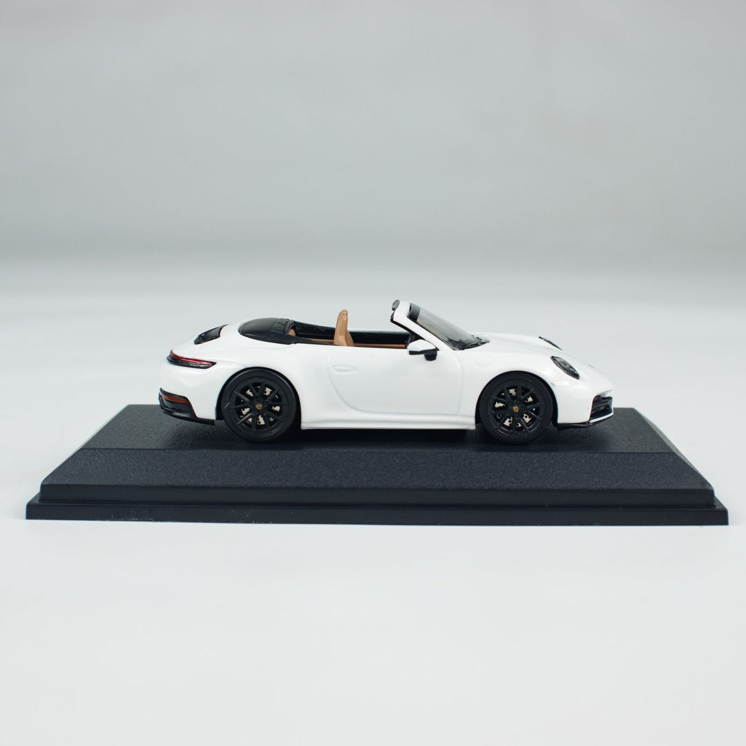 [Preorder] Minichamps 1:64 PORSCHE 911(992.2) CARRERA CABRIOLET CLDC 643064036