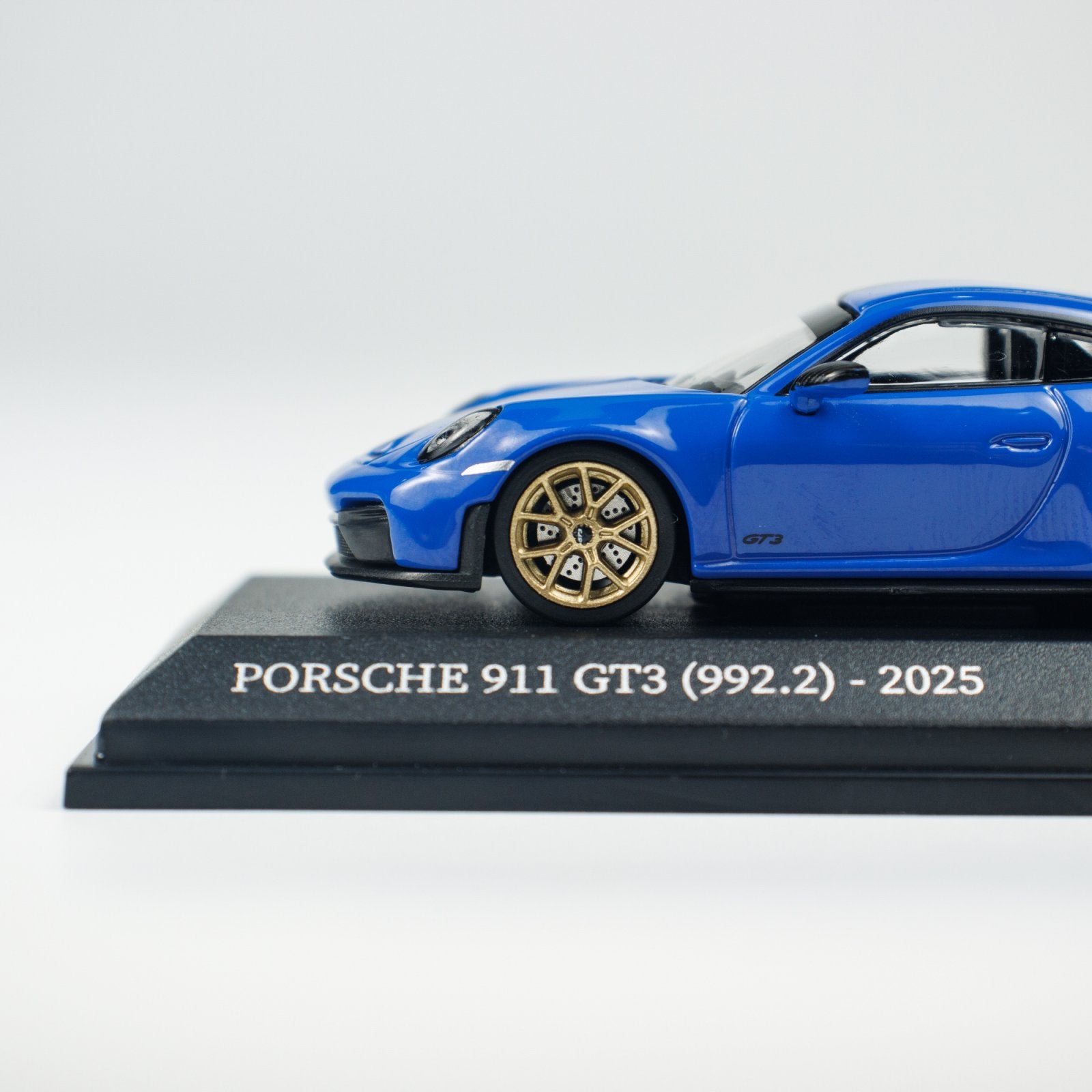 Minichamps 1:64 PORSCHE 911 (992.2) GT3 - 2025 - BLUE CLDC