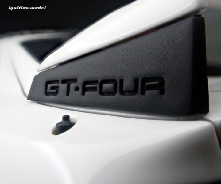 [Preorder] Ignition Model 1:18 Toyota Celica GT-FOUR (ST205) White IG3675