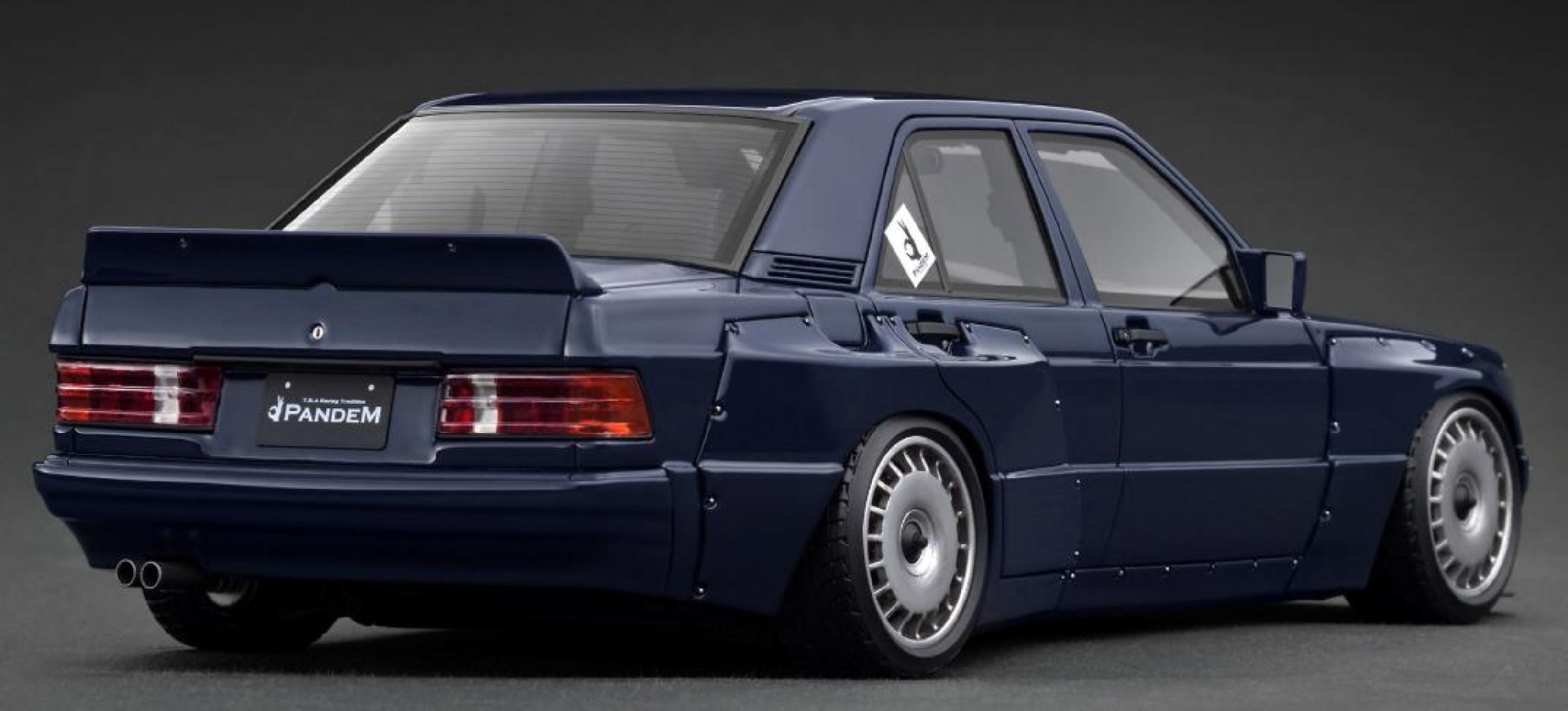 Ignition Model 1:18 PANDEM 190 Blue Black IG3773 – Horizon Diecast