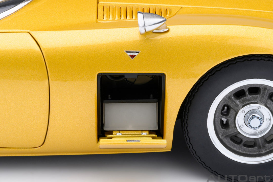 [Preorder] AUTOart 1:18 Toyota 2000GT 1967 Gold 79549