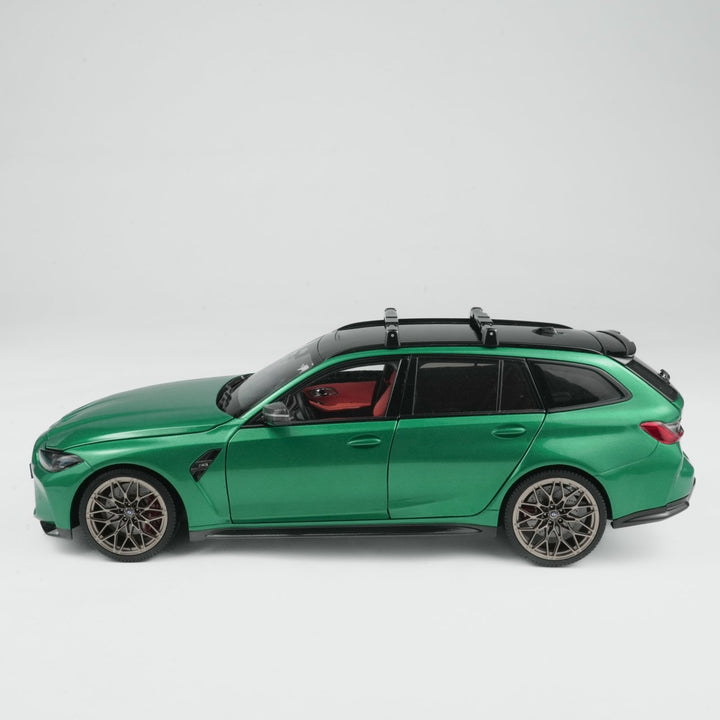 [Preorder] MINICHAMPS 1:18 BMW M3 TOURING - 2024 - OCEAN GREEN 113024023