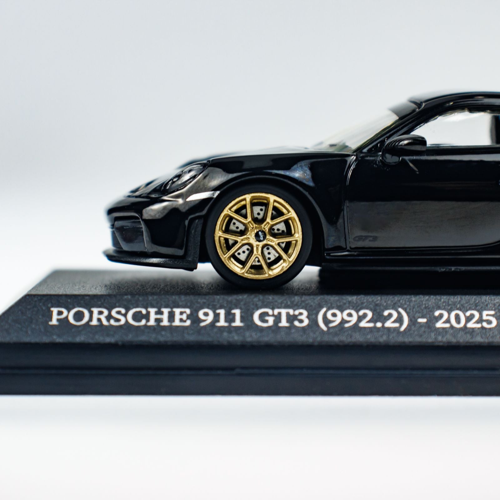 Minichamps 1:64 PORSCHE 911 (992.2) GT3 - 2025 - BLACK CLDC