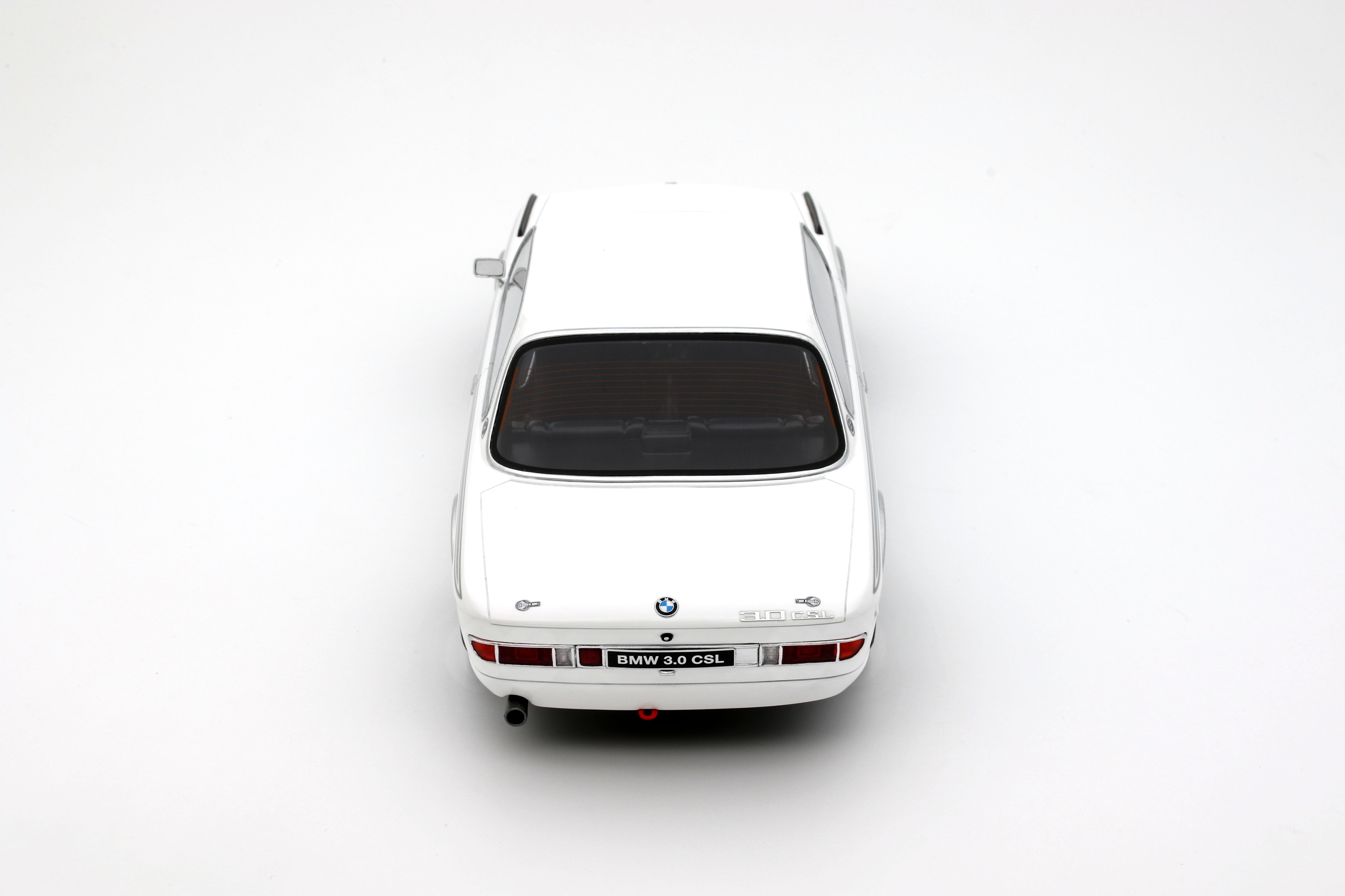 Preorder] OttO 1:18 BMW 3.0 CSL CHAMONIX WHITE 1972 OT1145