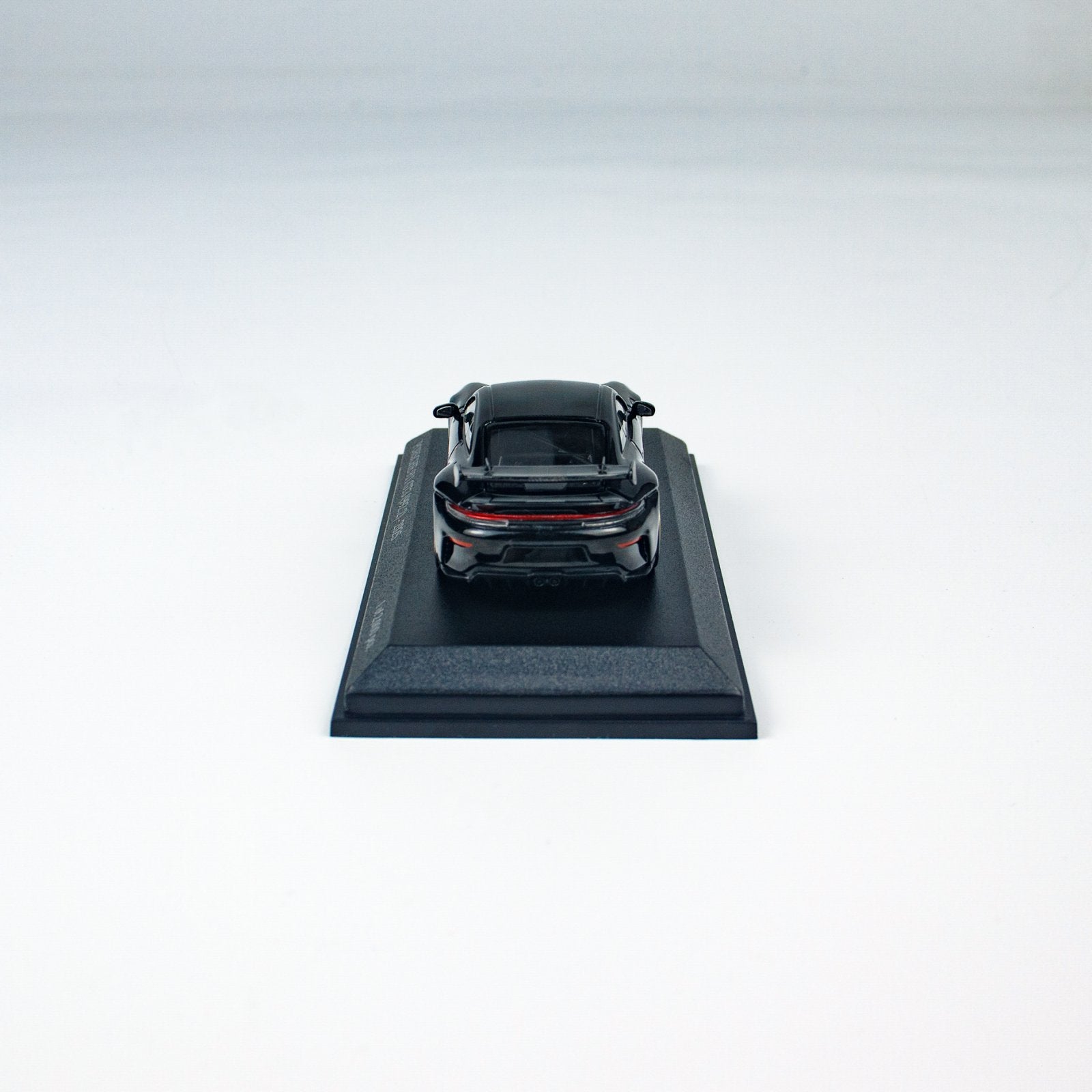 Minichamps 1:64 PORSCHE 911 (992.2) GT3 - 2025 - BLACK CLDC