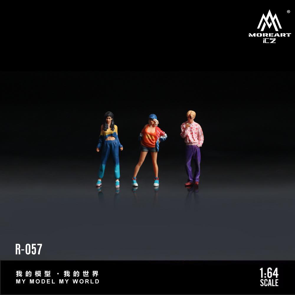MoreArt 1:64 Handsome and Beautiful Doll Set MO223057
