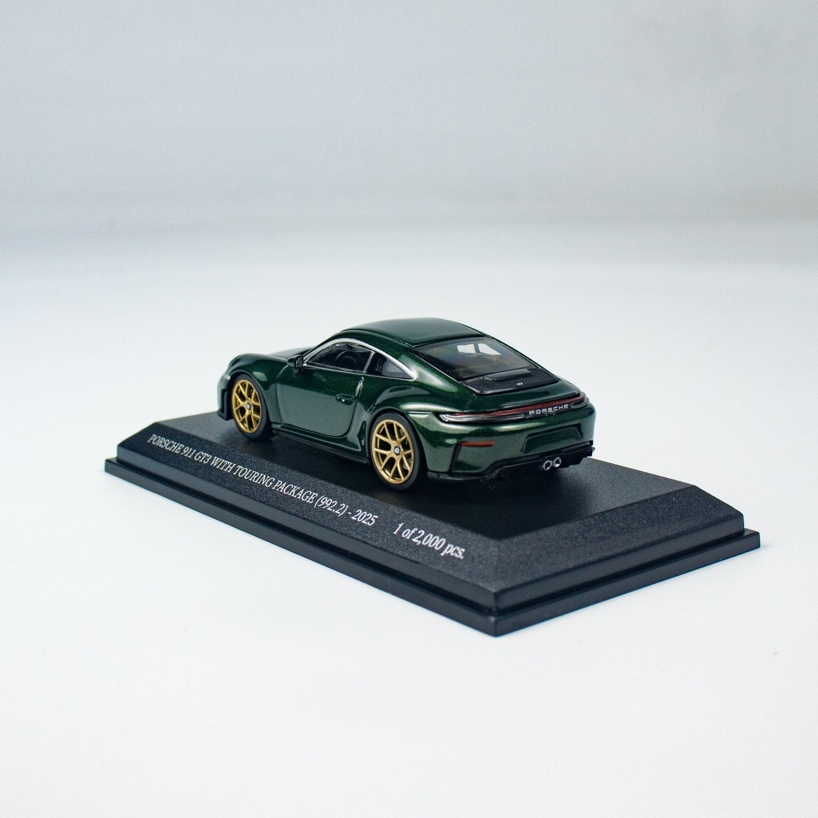 Minichamps 1:64 PORSCHE 911 (992.2) GT3 TOURING - 2025 - GREEN